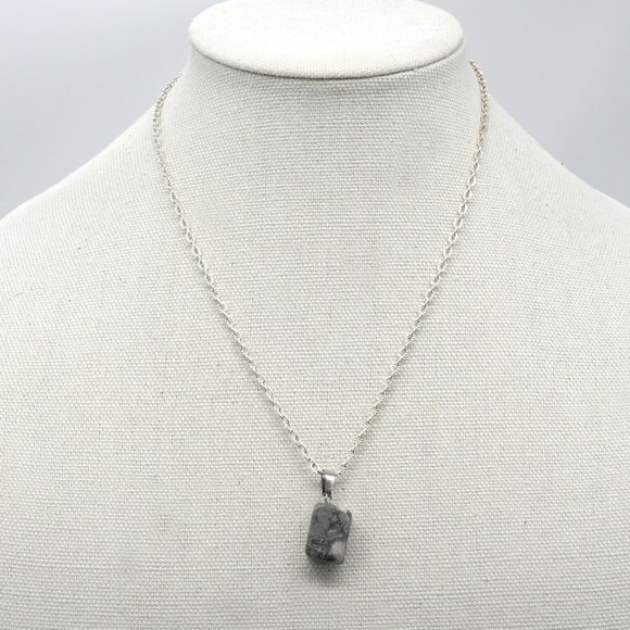 My Bead Emporium Jewelry - Silver necklace with gray stone pendant.